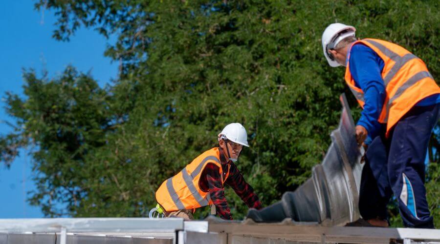 Professional metal roof installation in Waynesfield, OH